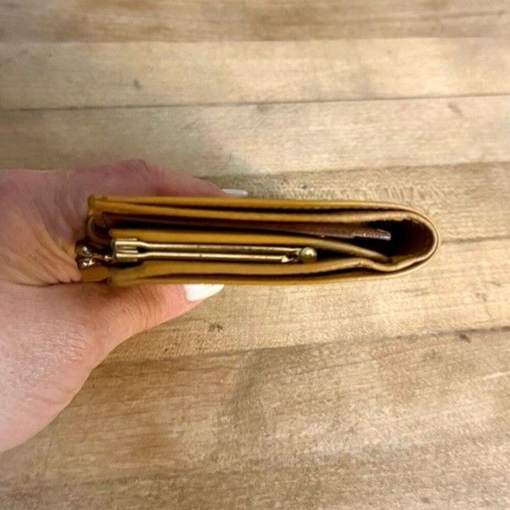 Celine Macadam Kisslock Compact Wallet Vintage 90s EUC M13 - Picture 10 of 11